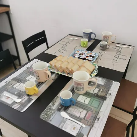 A Due Passi Da Trastevere Apartamento *