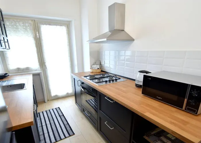 A Due Passi Da Trastevere Roma